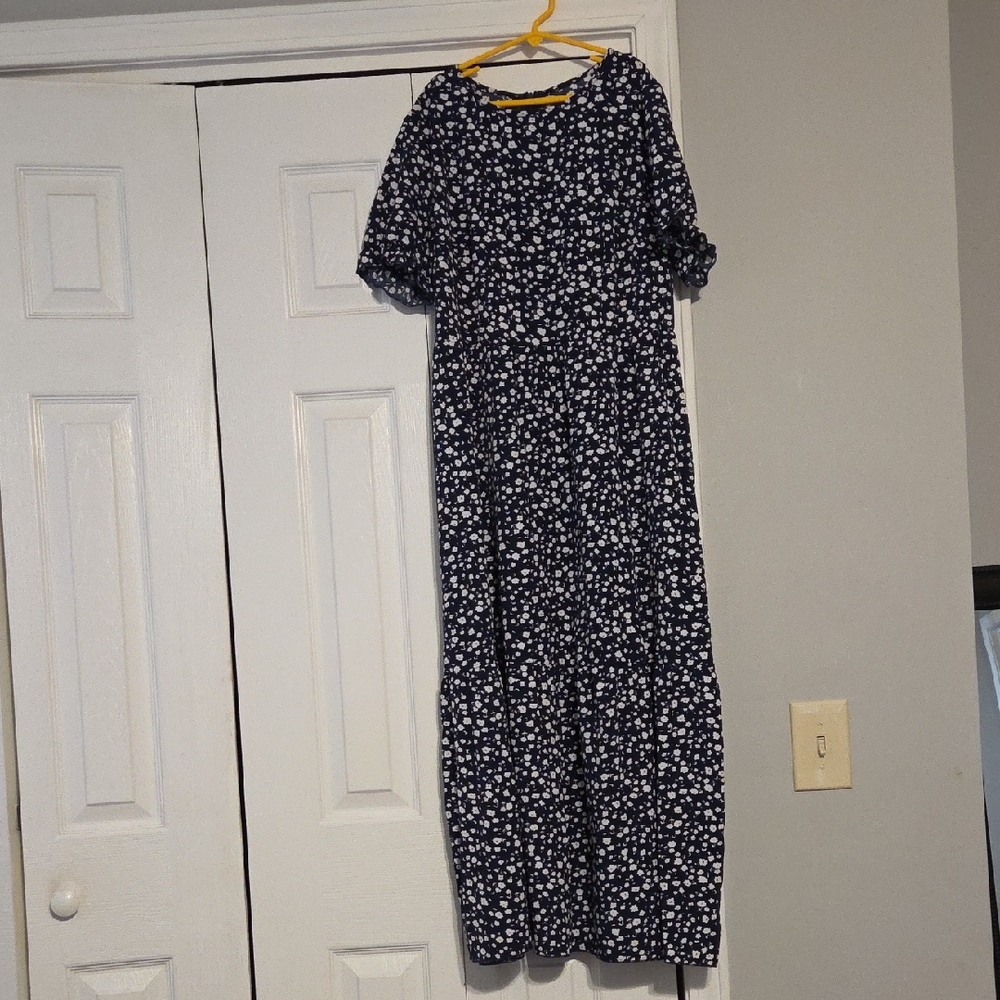 Floral Navy Blue Maxi Dress